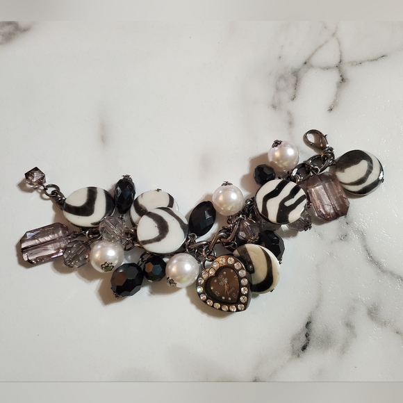 Retro Figaro Couture Charm Bracelet Heart Watch - Picture 16 of 16